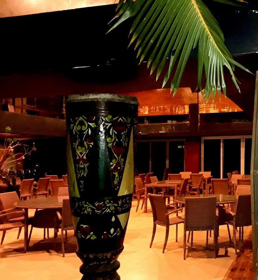 The Palms Of Boracay Hotel Balabag  Екстериор снимка